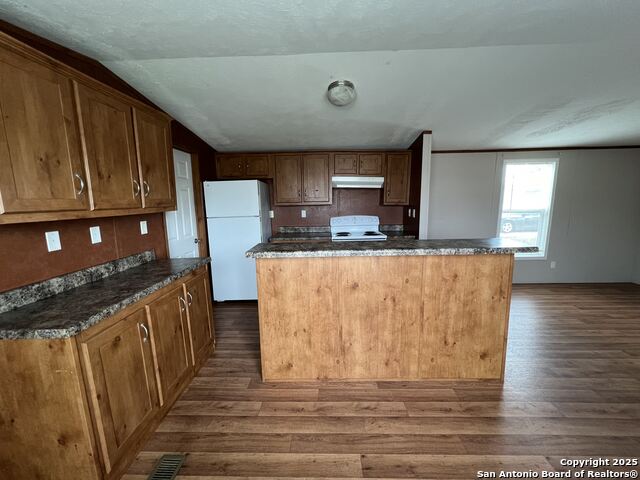 Image 13 of 18 For 1911 Wald Rd  1