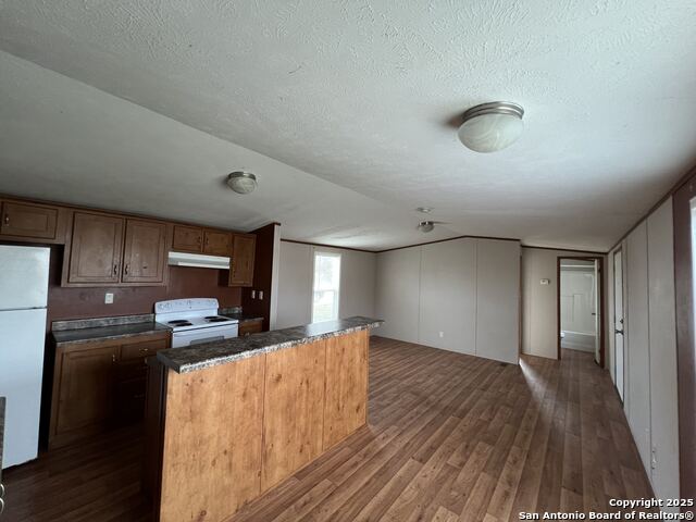 Image 15 of 18 For 1911 Wald Rd  1