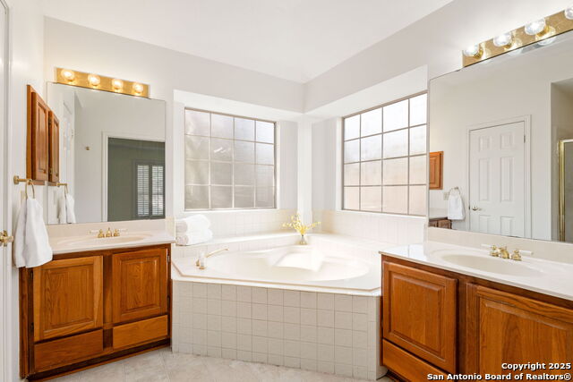 Image 15 of 29 For 16407 Pemelm