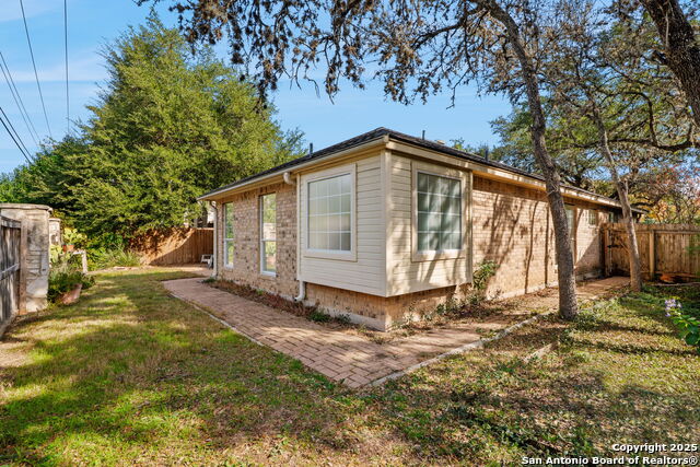 Image 26 of 29 For 16407 Pemelm