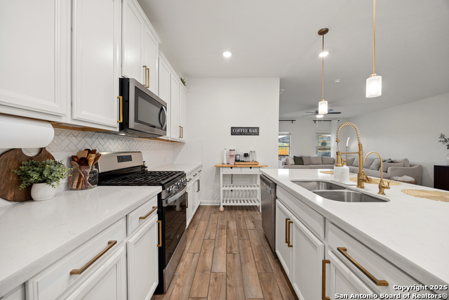 Image 13 of 52 For 12217 Icon Rdg