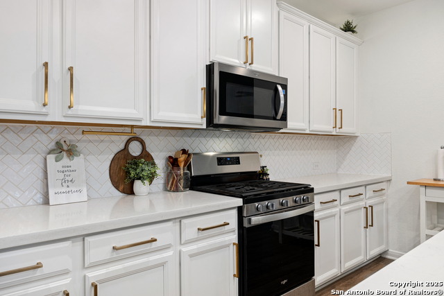 Image 15 of 52 For 12217 Icon Rdg