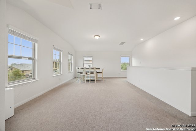 Image 28 of 52 For 12217 Icon Rdg