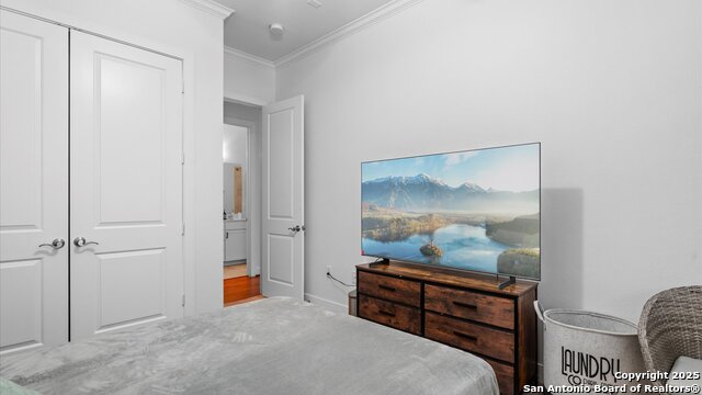 Image 17 of 23 For 7342 Oak Manor 6204