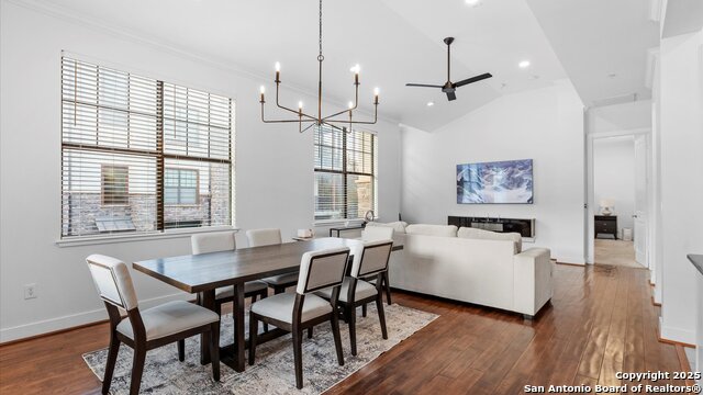 Image 5 of 23 For 7342 Oak Manor 6204