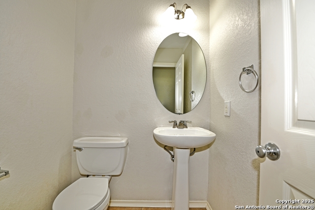 Image 20 of 36 For 9910 Shawnee Bluff