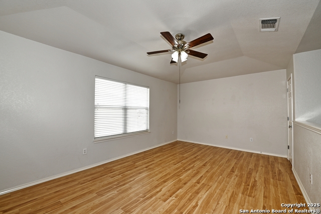 Image 24 of 36 For 9910 Shawnee Bluff