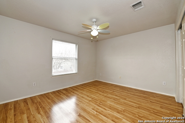 Image 31 of 36 For 9910 Shawnee Bluff