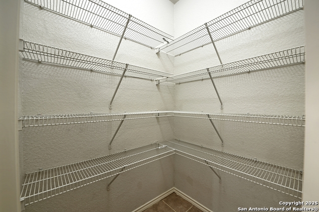 Image 7 of 36 For 9910 Shawnee Bluff