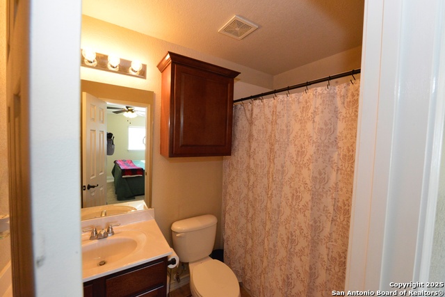 Image 28 of 43 For 26122 Presidio Cliff