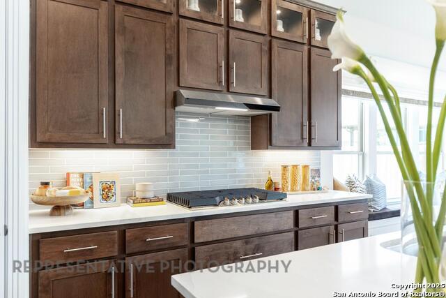 Listing photo id 10 for 255 White Oak