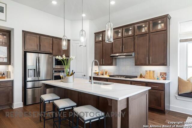 Listing photo id 0 for 255 White Oak