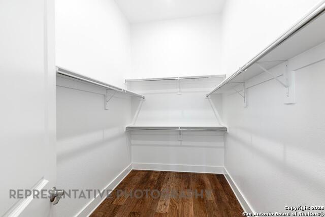 Listing photo id 26 for 255 White Oak