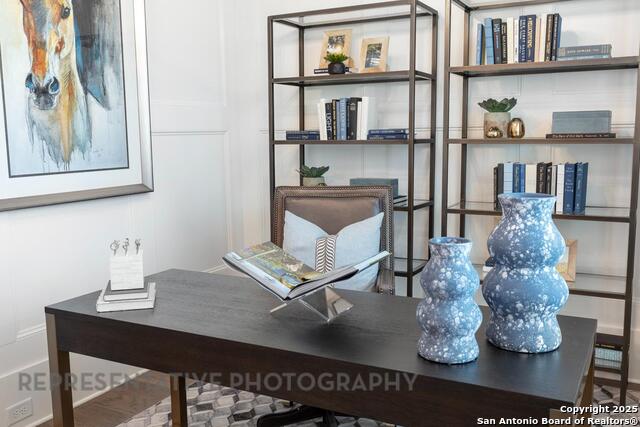 Listing photo id 31 for 255 White Oak