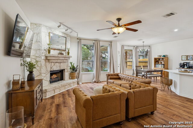 Image 17 of 51 For 8639 Cantua Creek