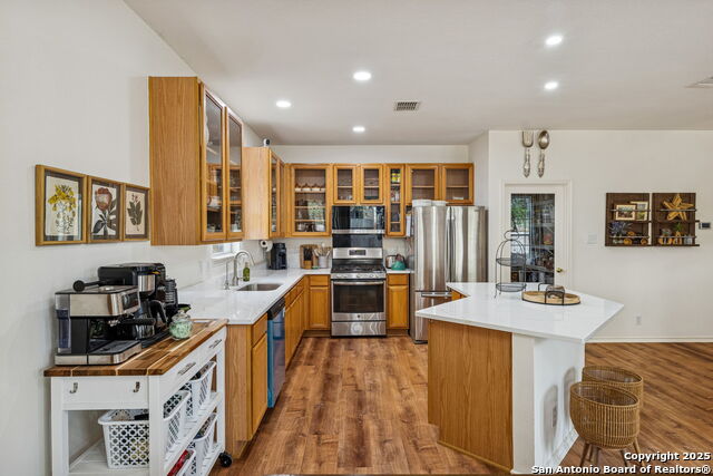 Image 24 of 51 For 8639 Cantua Creek