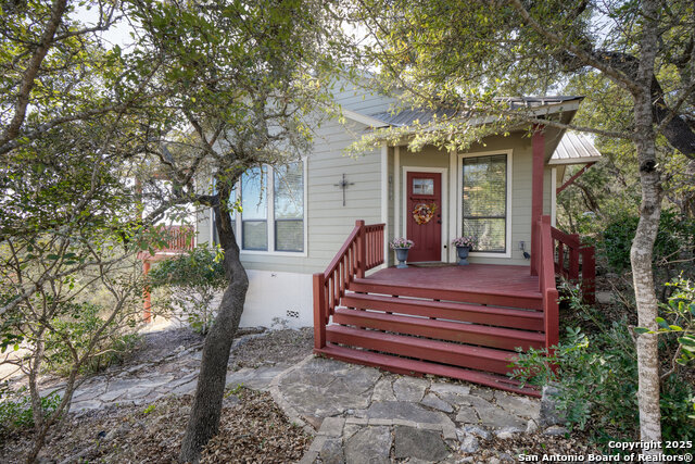 Image 3 of 46 For 1615 Goat S