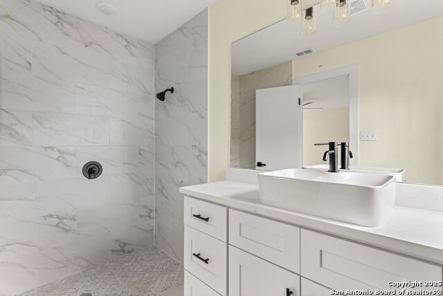 Image 10 of 16 For 369 Mandalay W