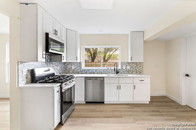 Image 2 of 16 For 369 Mandalay W