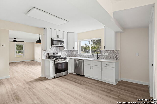 Image 3 of 16 For 369 Mandalay W