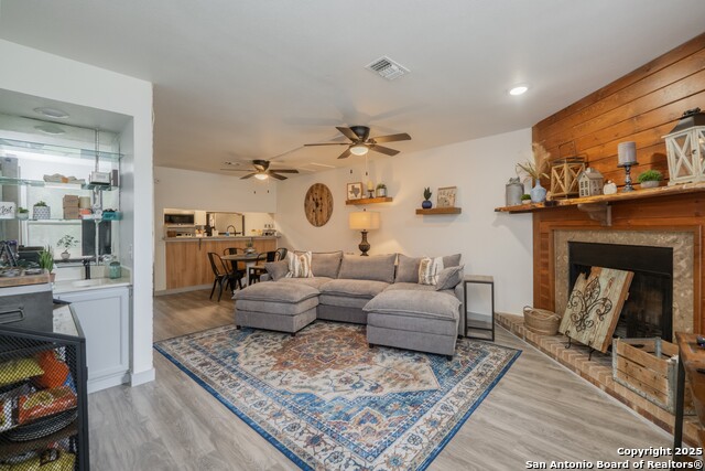 Image 34 of 61 For 306 Dietert Ln #103 & 104