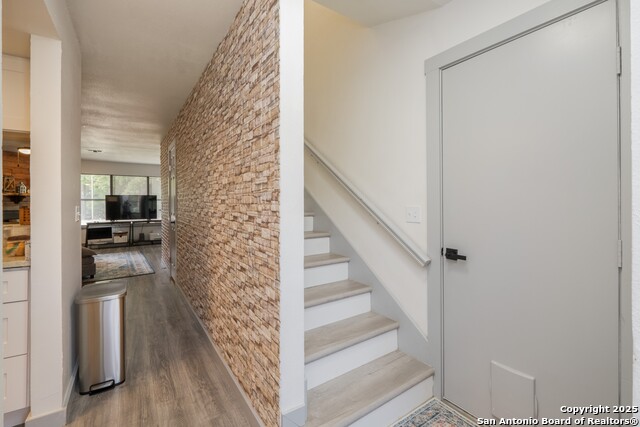 Image 41 of 61 For 306 Dietert Ln #103 & 104