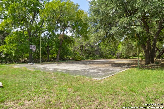 Image 60 of 61 For 306 Dietert Ln #103 & 104