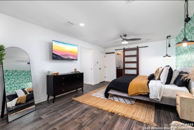 Image 12 of 26 For 9830 Salisbury Dr