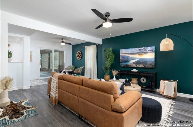 Image 6 of 26 For 9830 Salisbury Dr