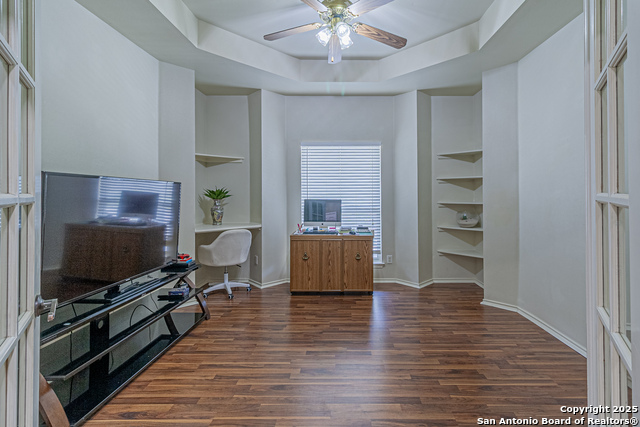 Image 28 of 96 For 323 Shannon Ridge Dr.