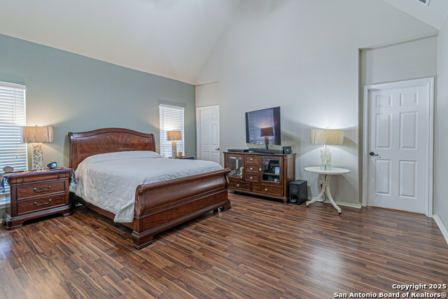 Image 37 of 96 For 323 Shannon Ridge Dr.