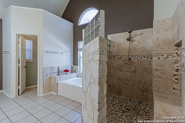 Image 39 of 96 For 323 Shannon Ridge Dr.