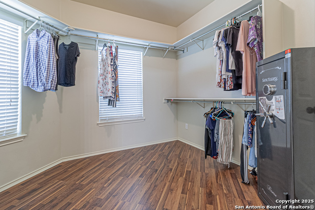 Image 46 of 96 For 323 Shannon Ridge Dr.