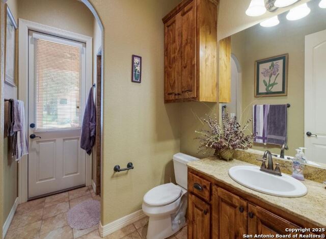 Image 16 of 22 For 10402 Oak Forest