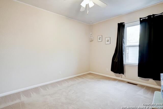 Image 12 of 18 For 461 Rothe Loop