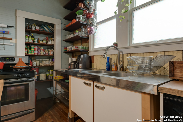 Image 26 of 40 For 529 Mason St