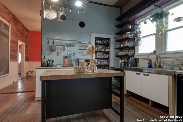 Image 27 of 40 For 529 Mason St