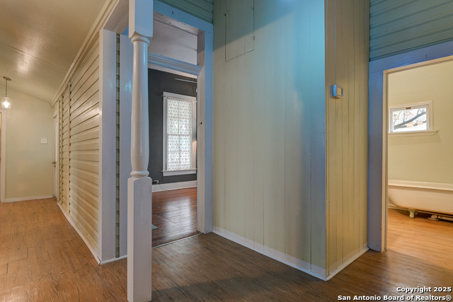 Image 29 of 40 For 529 Mason St