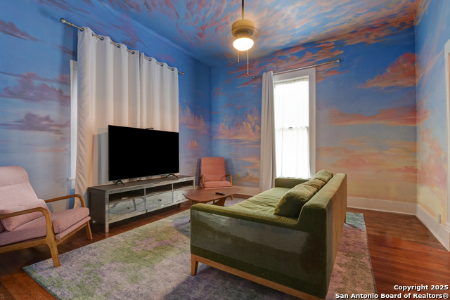 Image 5 of 40 For 529 Mason St