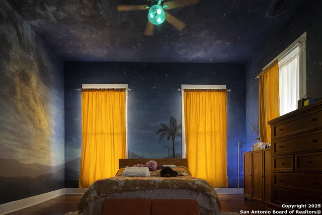 Image 9 of 40 For 529 Mason St