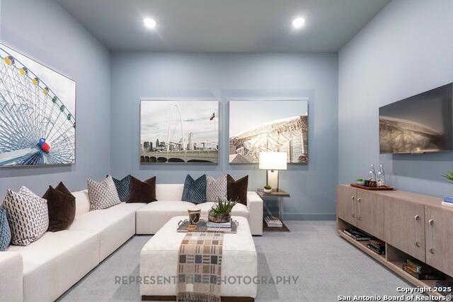 Listing photo id 35 for 313 White Oak