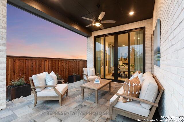 Listing photo id 41 for 313 White Oak