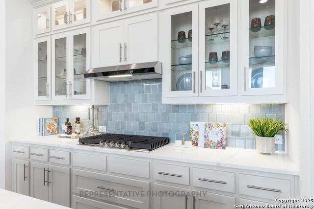 Listing photo id 4 for 313 White Oak