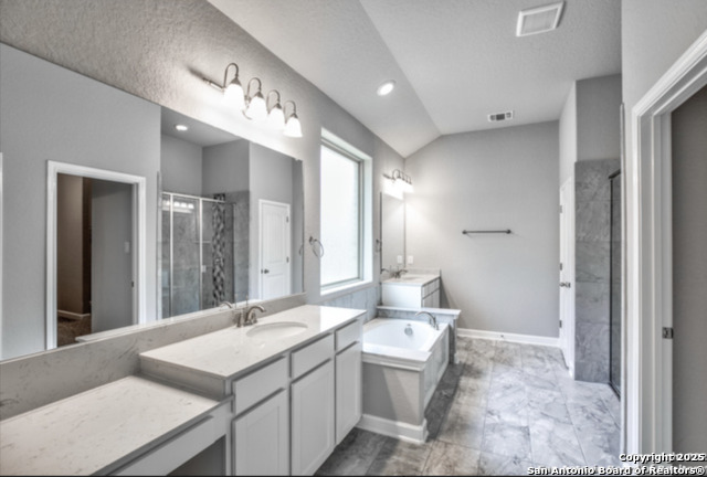 Listing photo id 25 for 622 Singing Creek