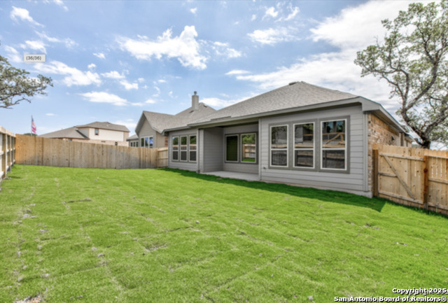 Listing photo id 30 for 622 Singing Creek