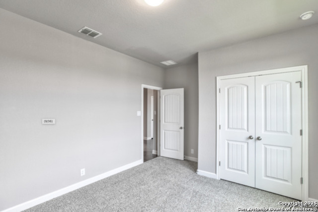 Listing photo id 7 for 622 Singing Creek