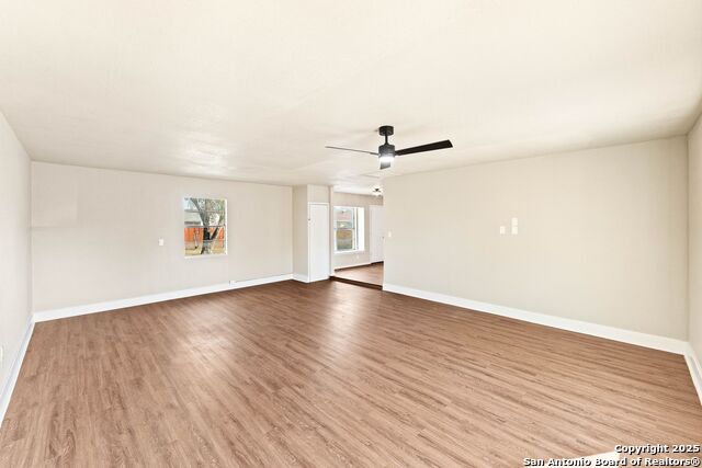 Image 15 of 27 For 9010 Bowline St