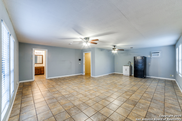 Image 27 of 36 For 14911 Tamaron