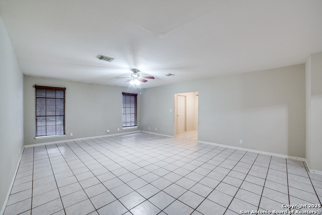 Image 6 of 36 For 14911 Tamaron