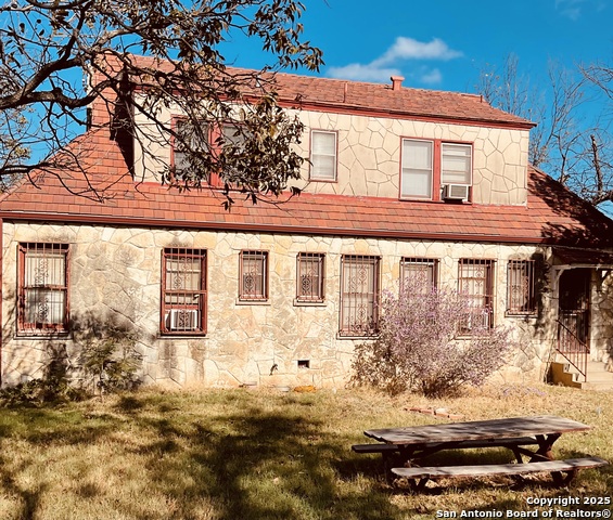 Image 11 of 23 For 2940 Castroville